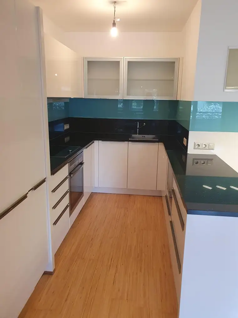 Lichtdurchflutete Wohnung in ruhiger Lage 