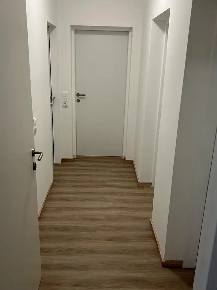 Neuwertige 3-Zimmer-Wohnung mit Balkon in Haid