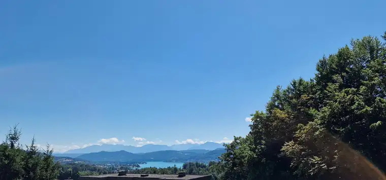 Herrliches Grundstück mit Wörtherseeblick