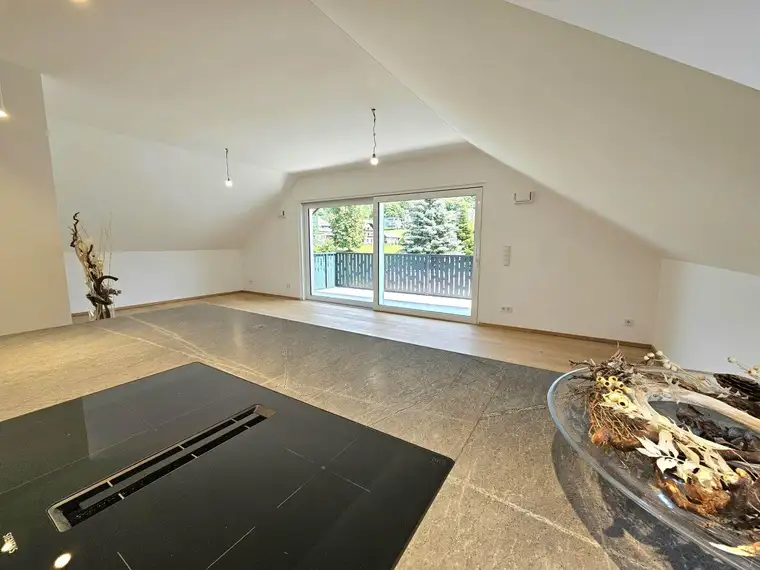 Penthouse-Wohnung mit Blick ins Grüne im Zentrum Mondsee - VOLLAUSSTATTUNG