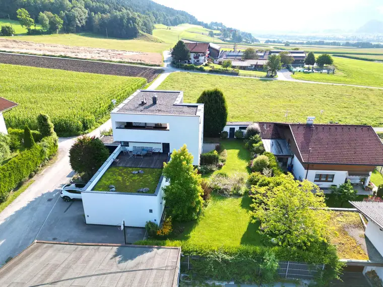 Exklusives Einfamilienhaus am Ortsrand von Mils