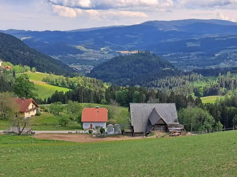 Tolle Landwirtschaft in herrlicher Aussichtslage