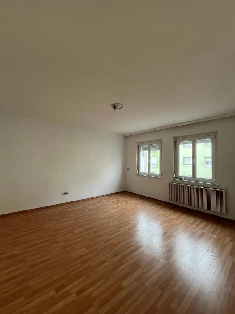Provisionsfrei! Top aufgeteilte, helle 2-Zimmer-Wohnung in zentraler Lage von Wiener Neustadt