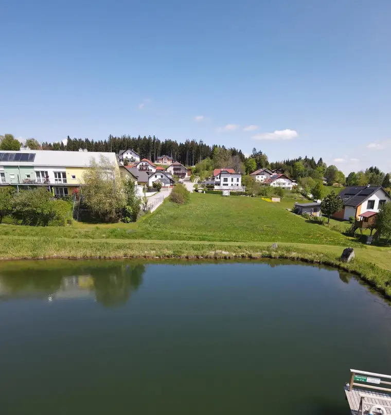 4 Grundstücke direkt am Badeteich im idyllischen Kurort Bad Traunstein