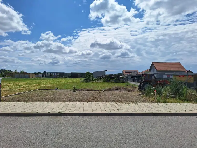 Verkauf Bauplatz (Provisionsfrei)