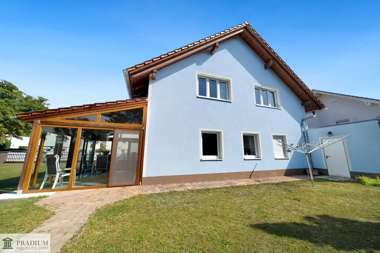 Koffer packen und einziehen: Familienhaus mit 176 m² und Wintergarten in ruhiger Sackgasse
