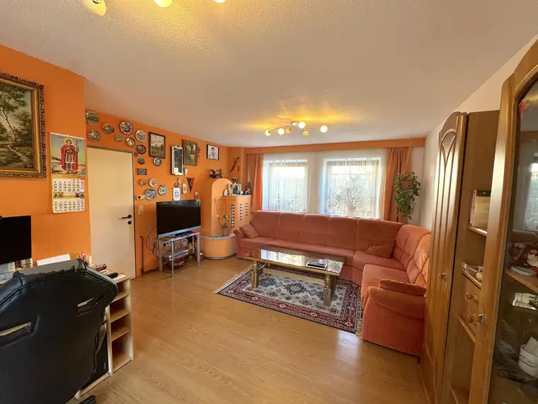 Geräumige Gartenwohnung mit 3 Schlafzimmer in zentrumsnaher Lage von St. Johann in T.