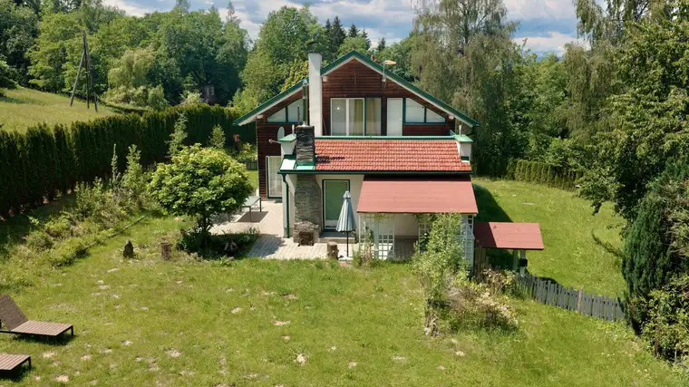 Traumhaftes Anwesen inmitten von Natur und Wald