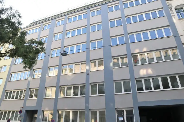 Etagen in Bürohaus zu vermieten | Unbefristet
