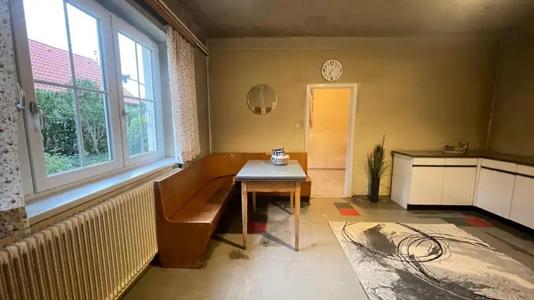 Hinreißendes Einfamilienhaus in Zwingendorf – Ihr Renovierungsprojekt für nur 104.500 €!