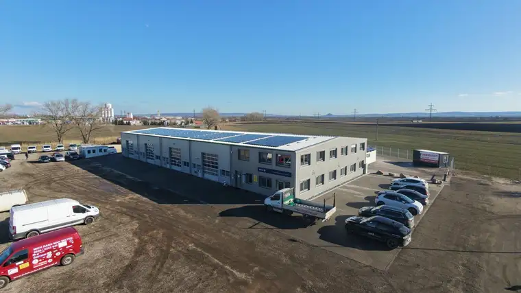 200 m² starten. Auf 400 m² wachsen. Neubauhalle in Laa / Thaya !