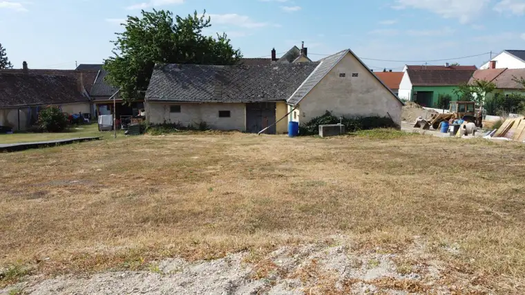Mein Garten, mein Reich - 401m² in 2213 Bockfließ mieten um 690 €!