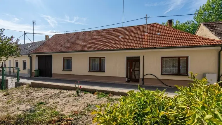 Große Pläne brauchen Platz. | 1.337 m² Grund | Platz für Hobby &amp; Fahrzeuge | gemauerter Stadl | 2 Zufahrten
