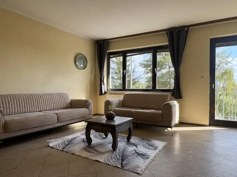 Leistbares Zuhause mit vielen Möglichkeiten | 4 Schlafzimmer | Innenhof | Nebengebäude | € 125.000,-