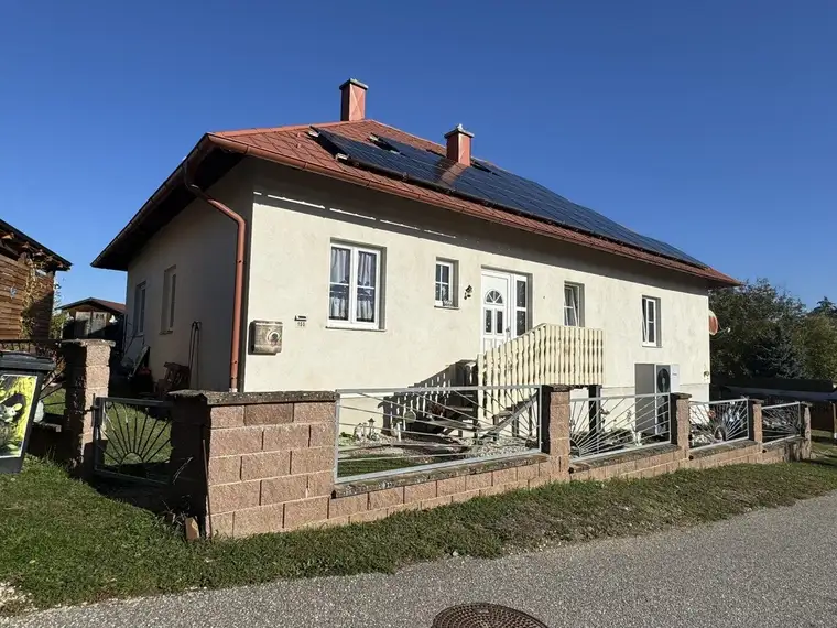 Einziehen &amp; Wohlfühlen – Familienhaus mit Photovoltaik, Wärmepumpe &amp; großem Garten in grüner Ruhelage