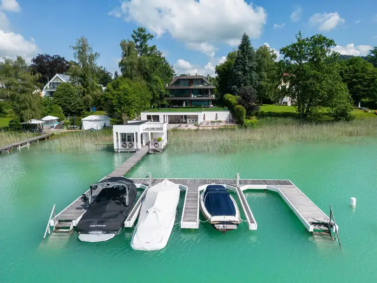 Exklusive Wohnung am Wörthersee mit direktem Seezugang