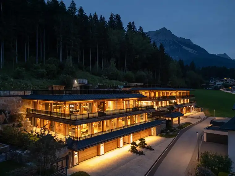 PMI REAL ESTATE GMBH