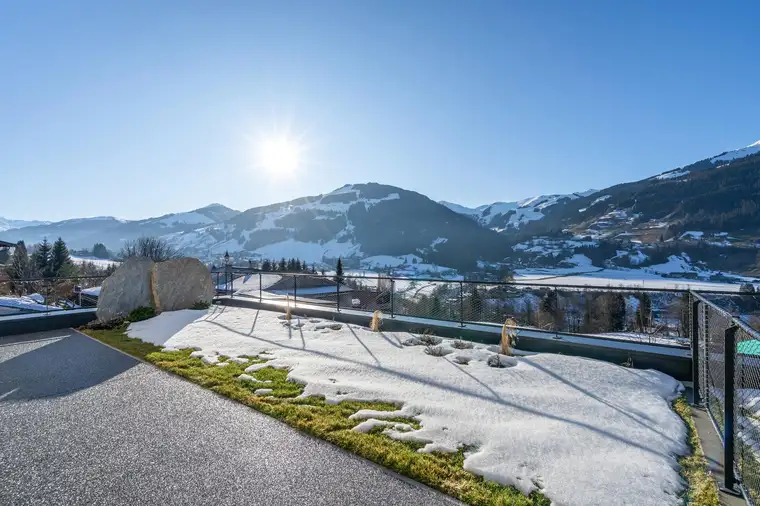 Exklusiver Erstbezug: Zwei Freizeitwohnsitze in bester Lage von Jochberg