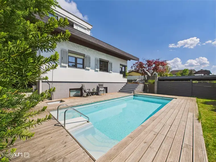 ANGEBOTSVERFAHREN: Einfamilienhaus mit Anspruch – Exklusives Wohnen mit Pool und Sauna