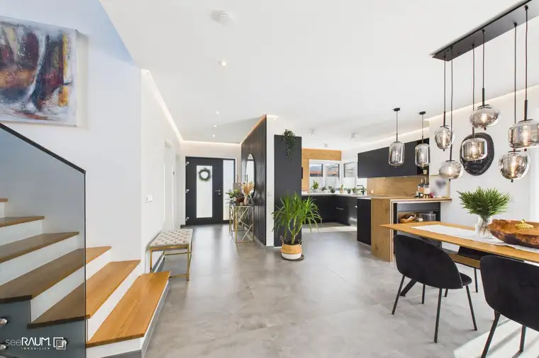 NEUBAU: Modernes Einfamilienhaus in sonniger Lage