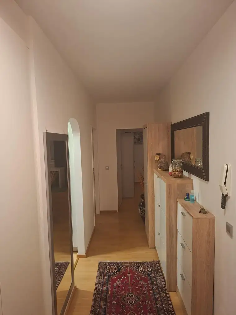 Top gepflegte 4 Zimmer Wohnung in ruhiger Lage 
