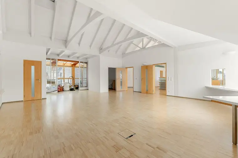 Büro / Ordination oder Praxis am Benediktinermarkt - Ihr neuer Standort mit 232 Quadratmetern!