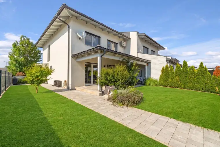 Swipe Right! Familientraum in Klagenfurt Nord | 125 m² Wohnfläche | 2 Carportstellplätze | Klimaanlage | Garten