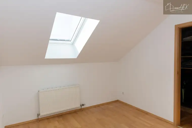 Großzügiges Einfamilienhaus mit Pool direkt in Gänserndorf-Stadt!