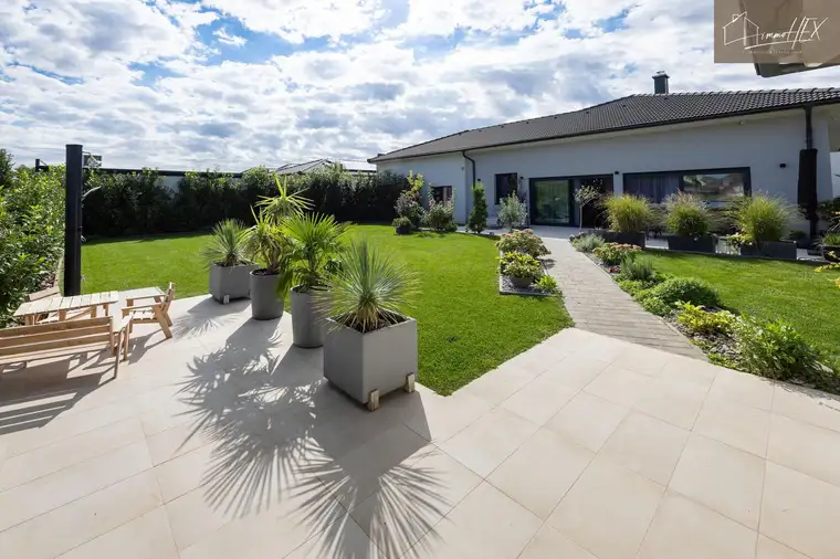 Modern &amp; großzügig – hochwertiger Bungalow mit Doppelgarage