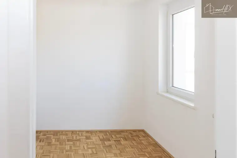 OPEN HOUSE am 26.8.2025 - Dachgeschosswohnung mit schönem Ausblick!