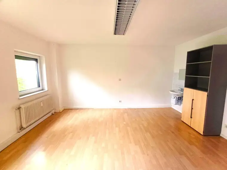 Funktionswunder: Büro/Ordination/Lager in bester Lage