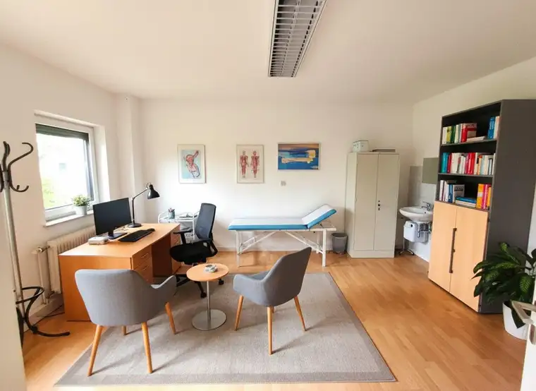 Funktionswunder: Büro/Ordination/Lager in bester Lage