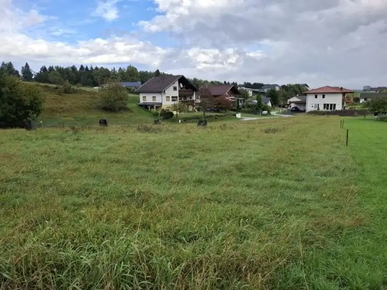 Sonniges Bauland St. Jakob im Rosental