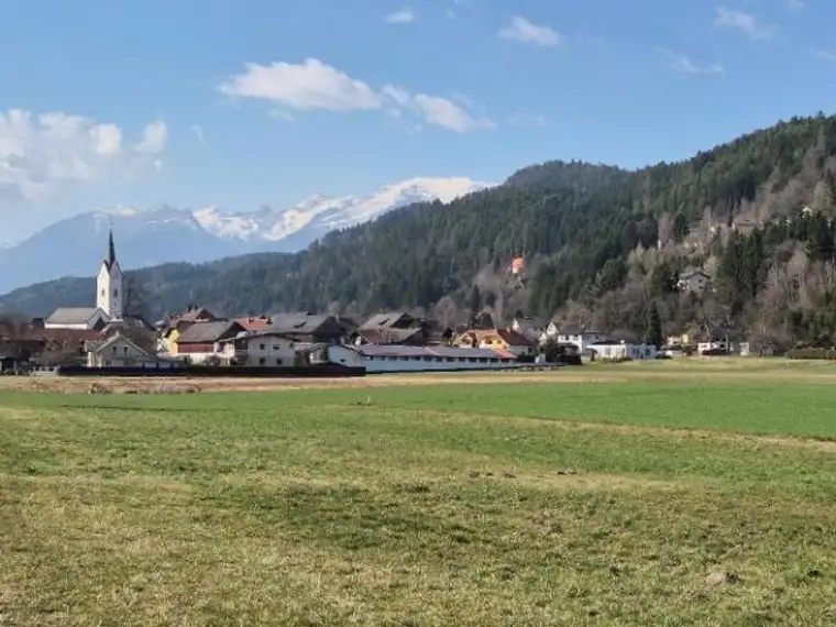 Sonnige Baugrundstücke in Spittal an der Drau. Rechtssicher abgegrenzt am Bergrücken zum Millstätter See