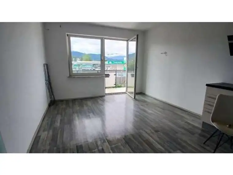 Eigentumswohnung mit Balkon und Garage - Südringnähe