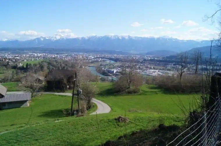 Wohnen mit Weitblick ? Baugrundstück in Villach-Unterwollanig mit unverbaubarem Ausblick