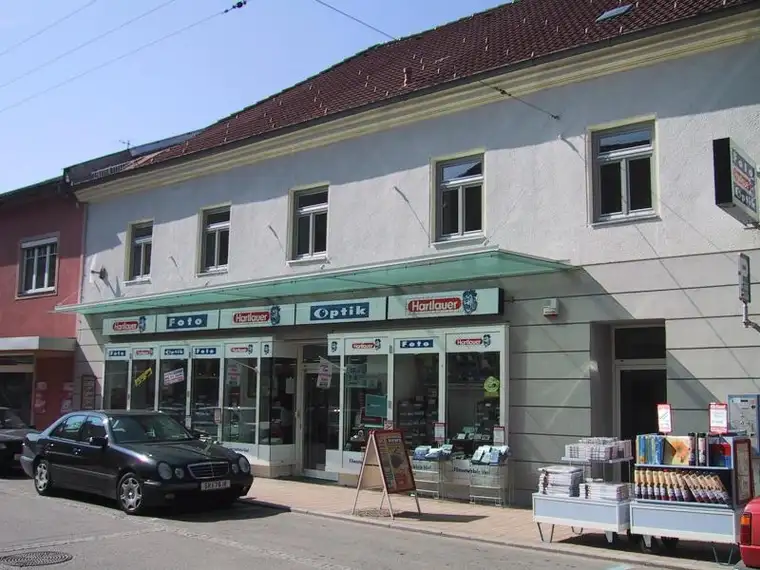 Lichtdurchflutete 2-Zimmerwohnung im Zentrum (Top 4)