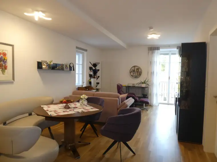 I-A 2-Zimmer Wohnung mit Balkon, Lift u. KFZ-Abstellplatz im Zentrum von Braunau zu vermieten 