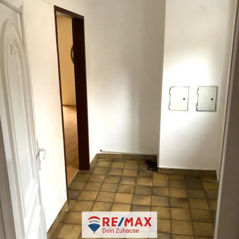 Elegante Erdgeschosswohnung nähe Wiener Neustadt