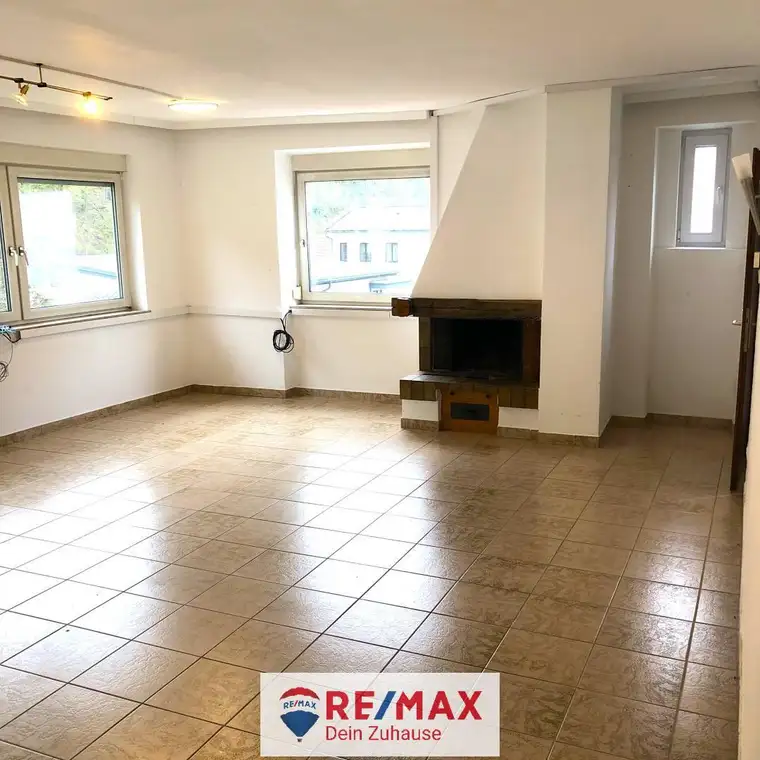 Großzügige Wohnung in Ruhelage