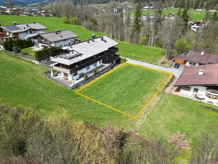 Unbebautes, wunderschönes Grundstück nähe Astberg in Going
