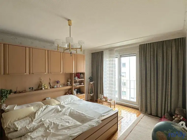 Helle 2-Zimmer-Wohnung mit Loggia im 12. Bezirk mit perfekter öffentlicher Anbindung