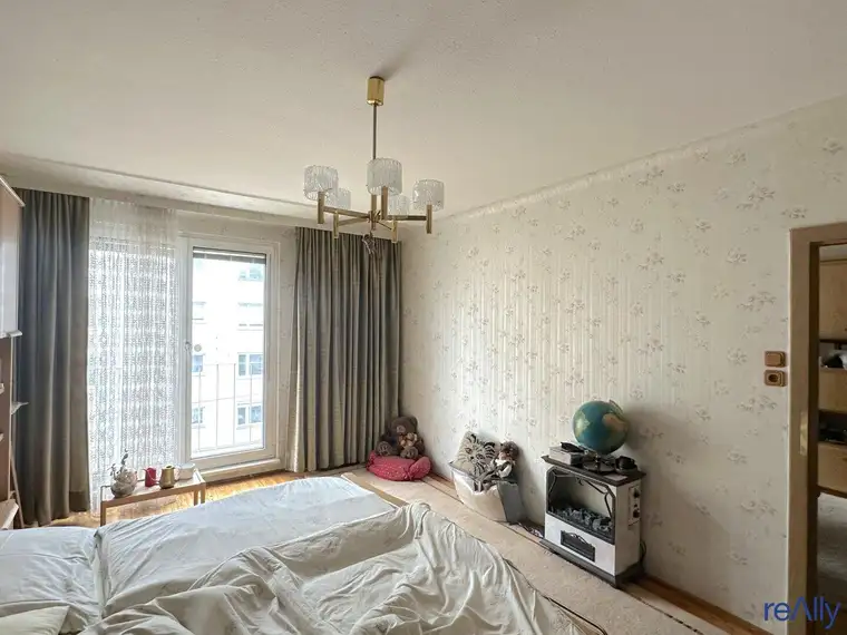 Helle 2-Zimmer-Wohnung mit Loggia im 12. Bezirk mit perfekter öffentlicher Anbindung