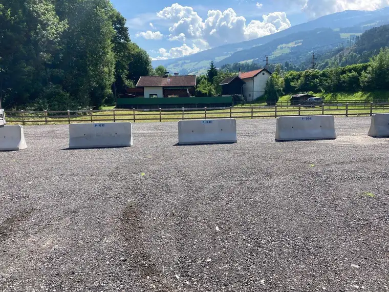 Übergroße Abstellplätze