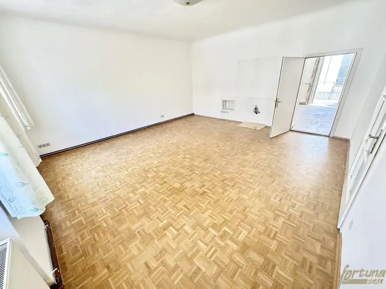 Innenstadt-Wohnung in Krems **mit Süd-Balkon***