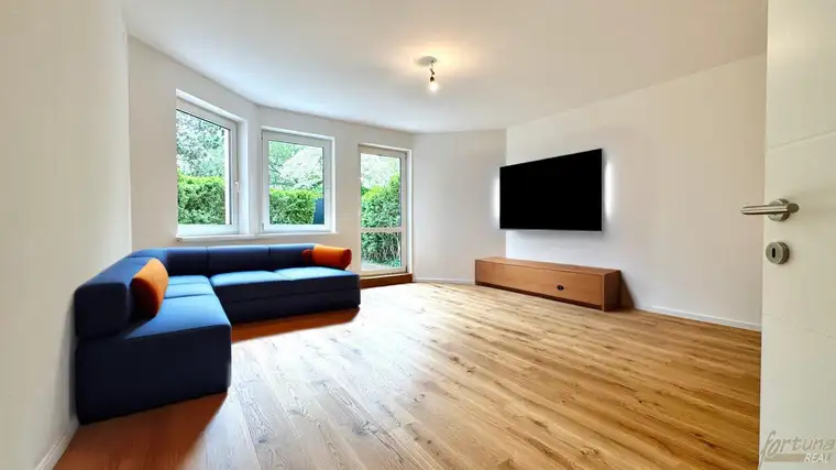 *VOLLRENOVIERTE ERDGESCHOSSWOHNUNG IM ZENTRUM STOCKERAU*