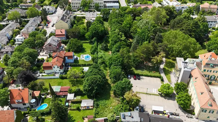 ***Exklusives Grundstück in Zentrumslage!***