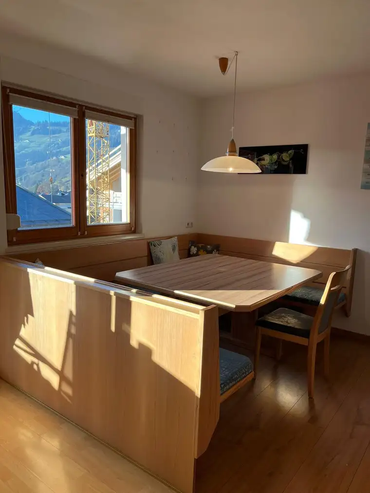 Gepflegte 4-Zimmer-Wohnung mit Balkon 