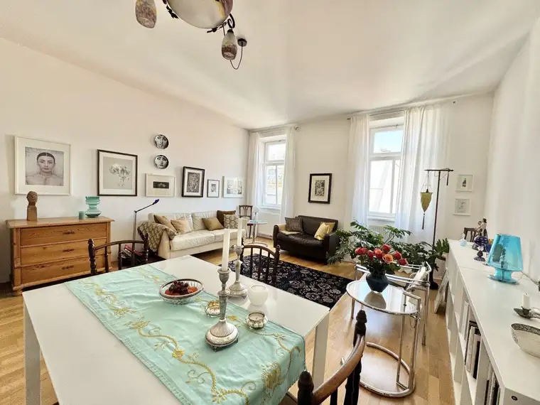 RENOVIERTE 2,5 ZIMMER WOHNUNG BEI U1 KEPLERPLATZ