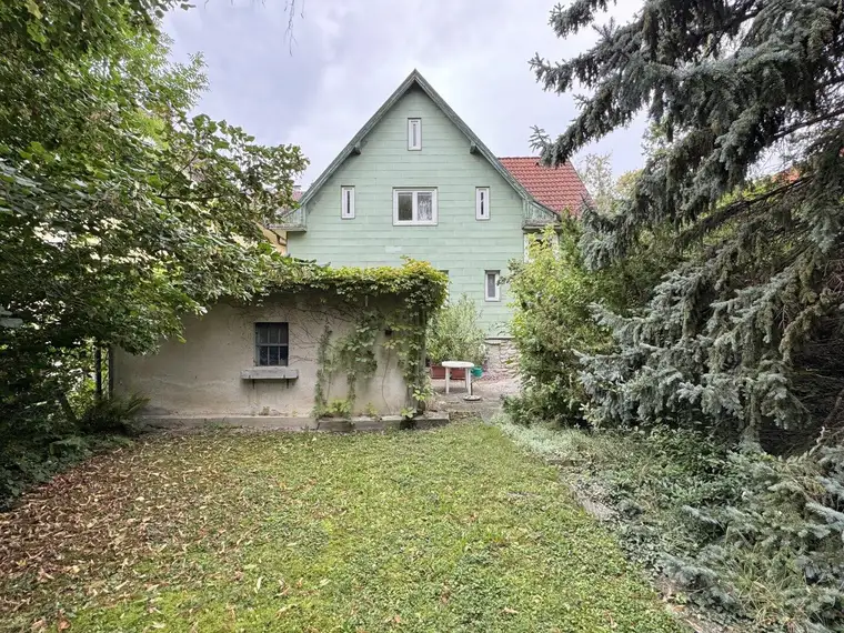 GRUNDSTÜCK MIT SANIERUNGSBEDÜRFTIGEM EINFAMILIENHAUS NAHE KORNEUBURGER HAUPTPLATZ